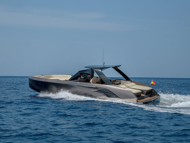 Frauscher 45 | Hailey Su