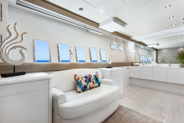 Mangusta 108 - Belisa