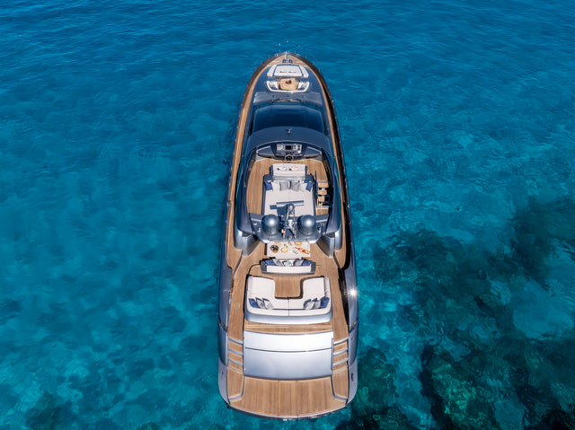 Riva 86 | Tanit