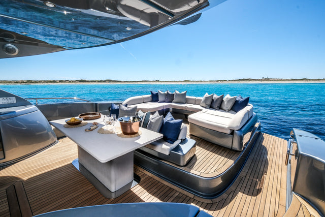 Riva 86 | Tanit