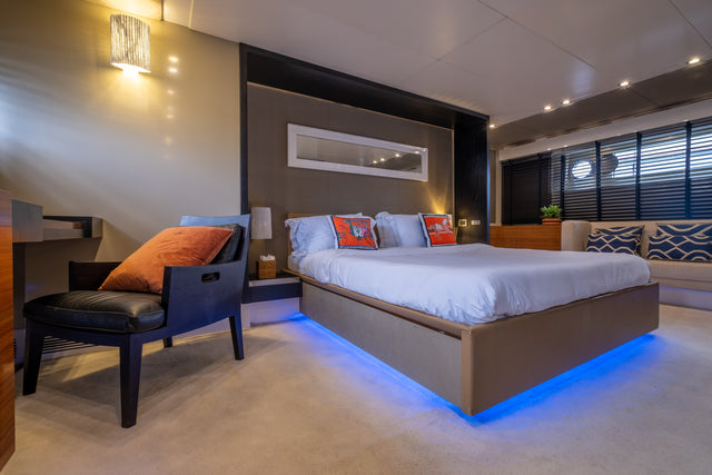 CANADOS 90 FUNKY TOWN – 2025