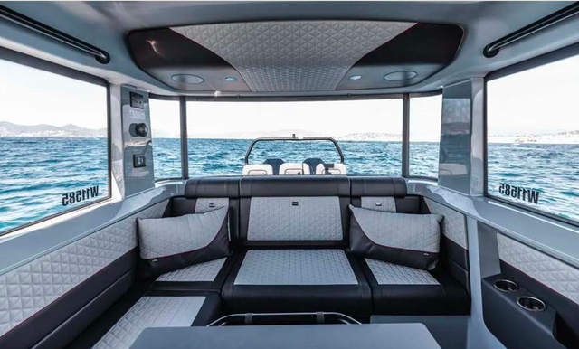Axopar Brabus 37 | Bodyguard