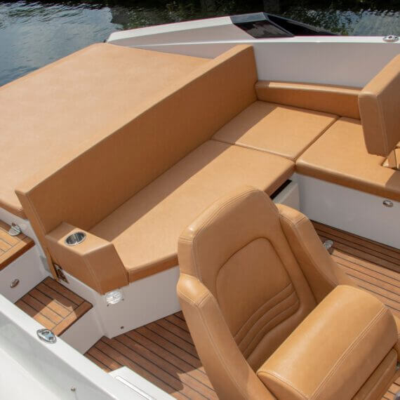 Frauscher 740 Mirage - Haller Experiences
